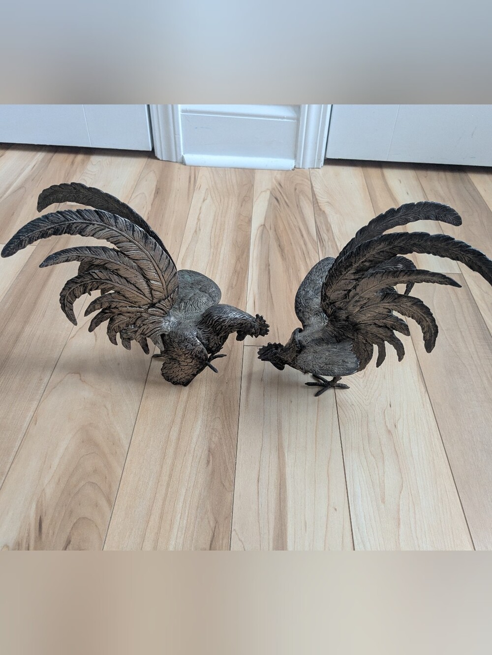 Vintage Detailed Italian Pair (2) Midcentury Brass Fighting Roosters - Picture 2 of 9
